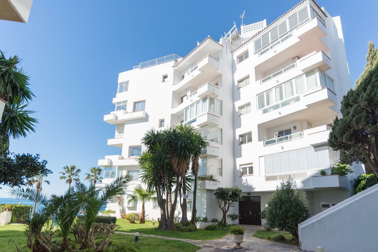Tgh/ Marbella Beachfront And Center Exterior foto
